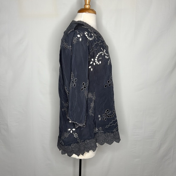 Johnny Was gray 3/4 sleeve top XS - Picture 4 of 7